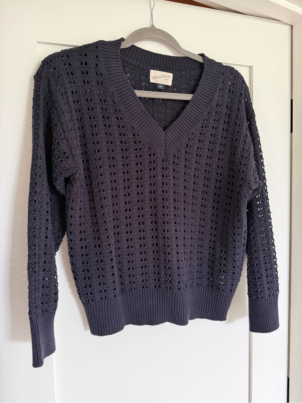 Universal Thread Pointelle V-Neck Sweater - Navy